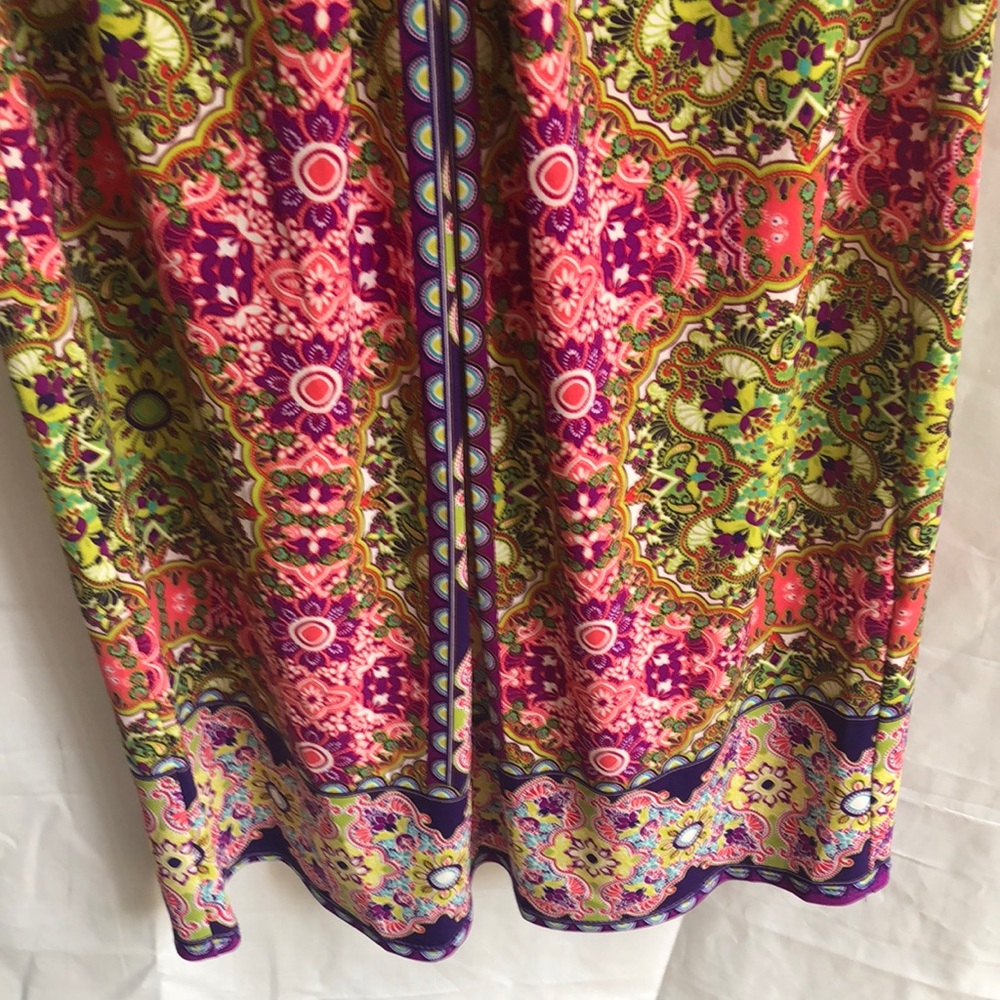 London Times Printed Maxi Dress in Pink & Green - Picture 3 of 4